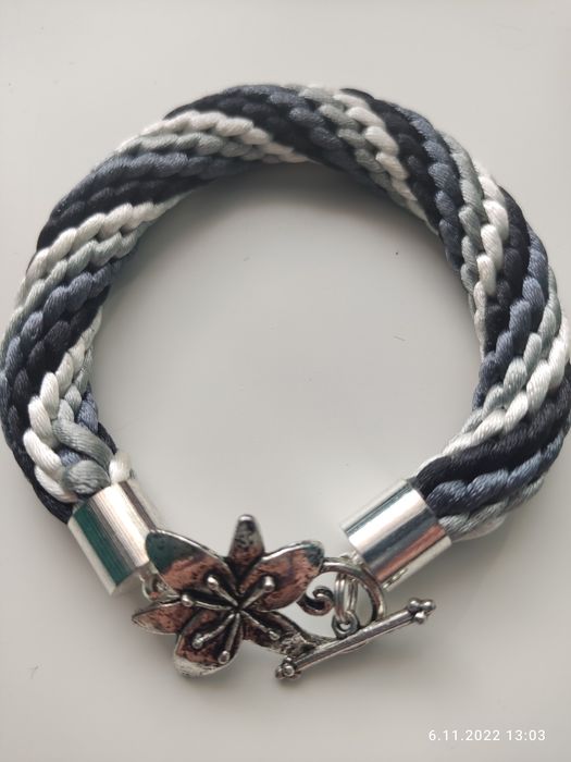 Pleciona bransoletka