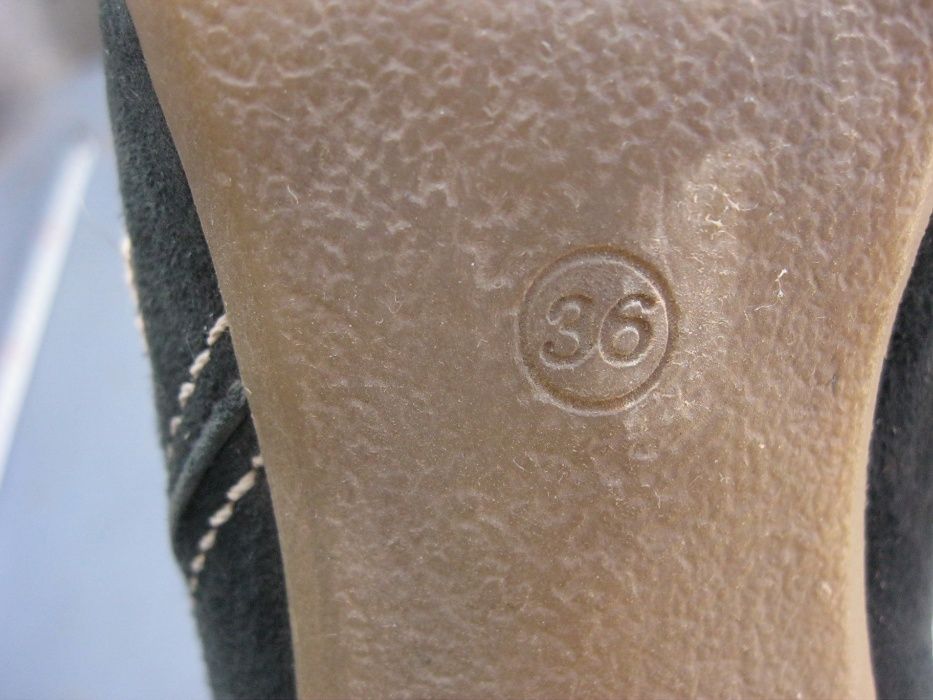 Продам женские сапоги