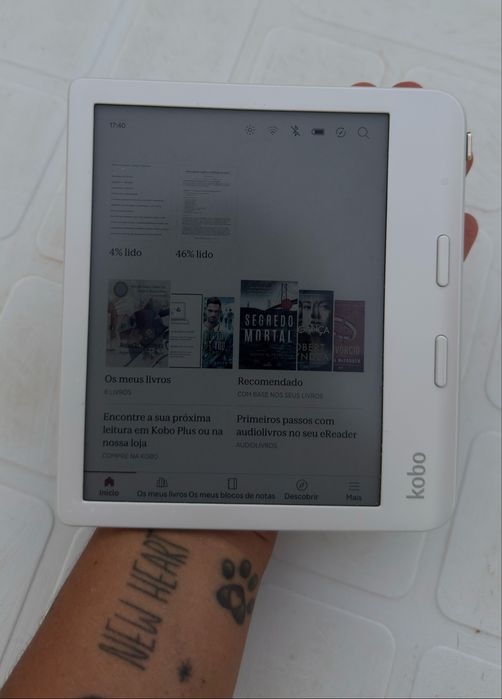 Kobo Libra Colour 32 GB — Impecável + Capa + Acessórios Originais
