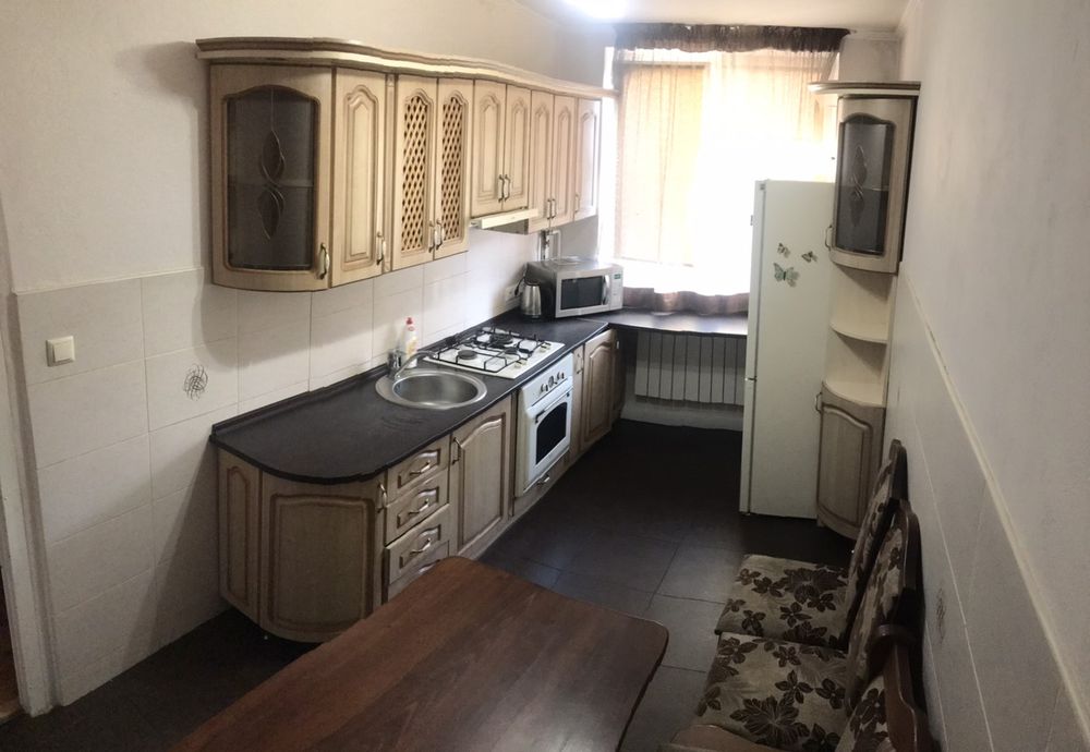 Оренда подобова 3 х кім квартири в Ужгороді!