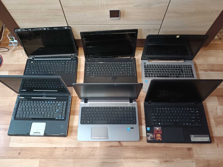 Sprzedam kilka laptopów uszkodzone