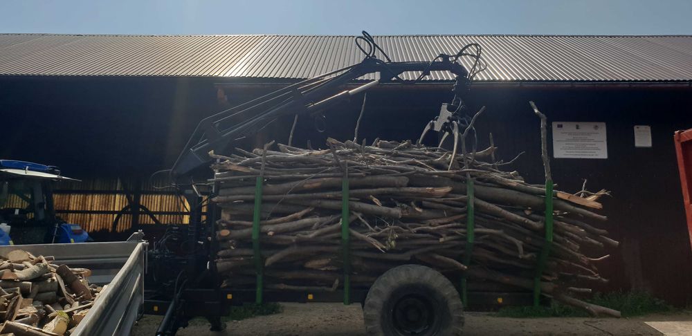 Sprzedam przyczepę leśną