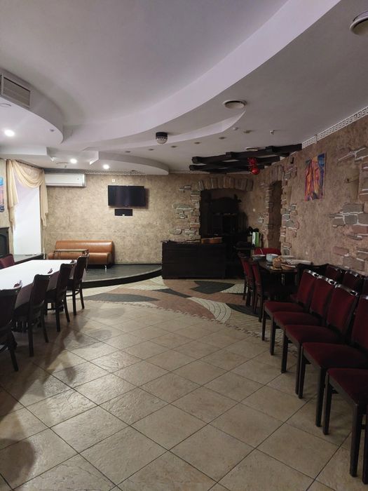 Продаж діючого ресторану по вул.Гоголівська 39 площою 202 м.кв.