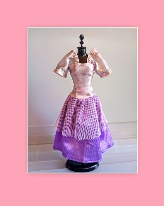 Barbie vestido anos 90.