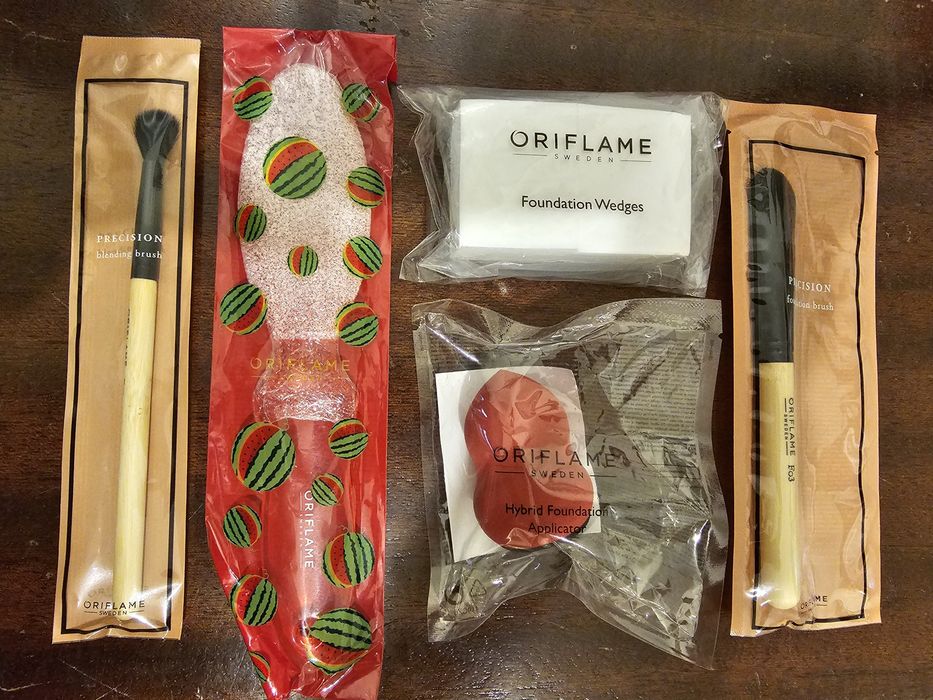 Vendo Conjunto ORIFLAME Novo