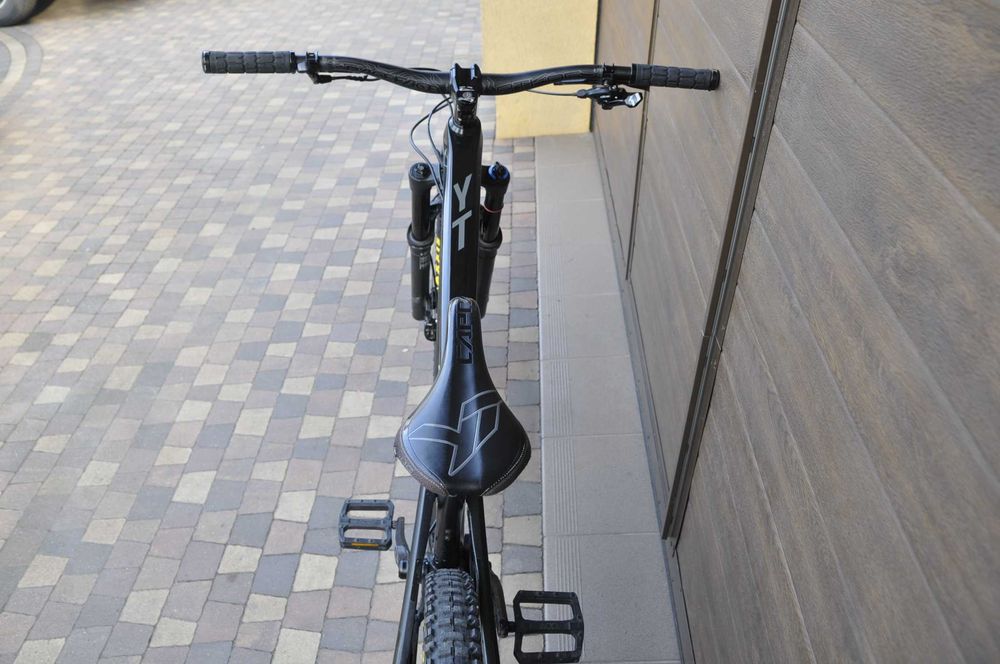 YT capra 2017r M Enduro Full