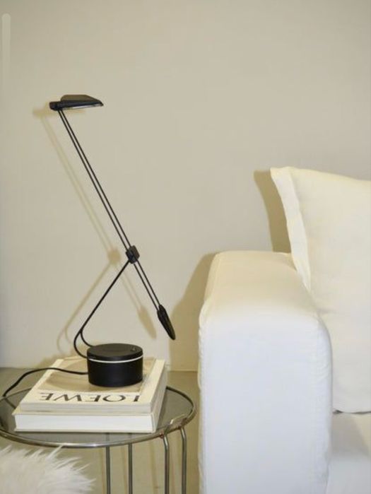 Metalowa lampa stołowa biurkowa włoski design vintage lata 80'