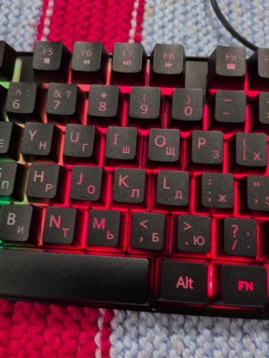 Teclado Gaming iMICE AK-600 com iluminação – Novo, RU/EN