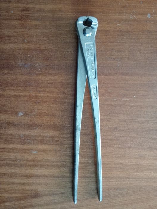 Cęgi zbrojeniowe  KNIPEX