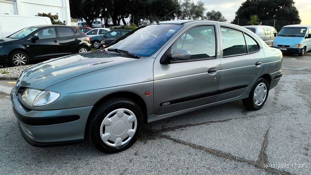 Renault Megane 1.4 Classic 1998 muito bom estado
