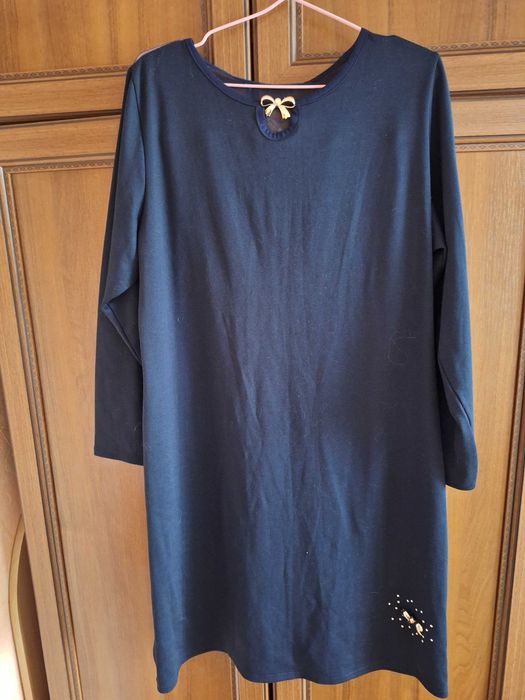 Продам сукню в доброму стані