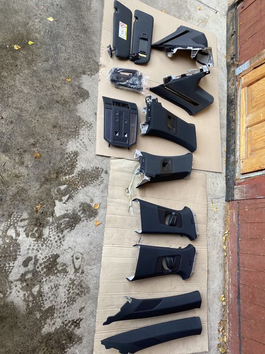 Потолок чорний, елементи салону Touareg CR R-line