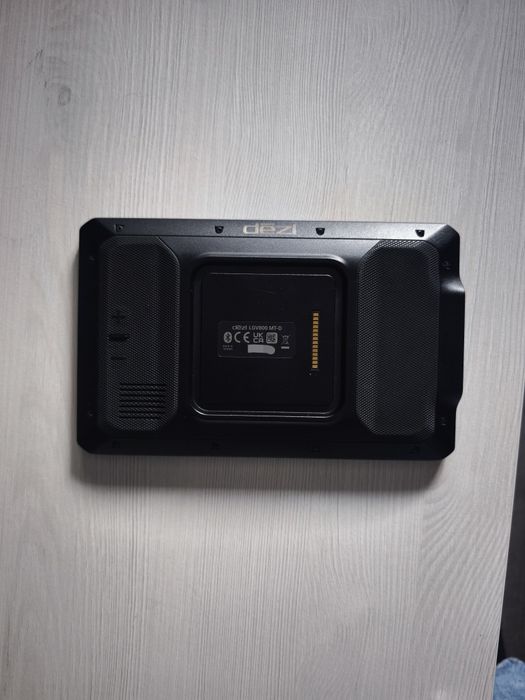 Gps Garmin LGV800 DEZL