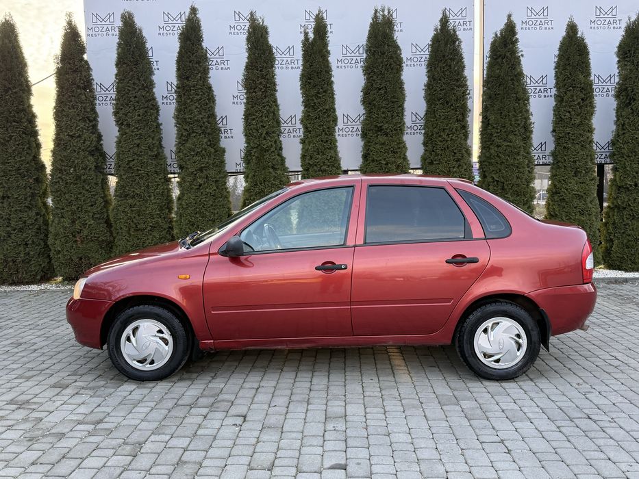 ВАЗ Лада Калина 2006 рік 1.6 Бензин в доброму стані !!!