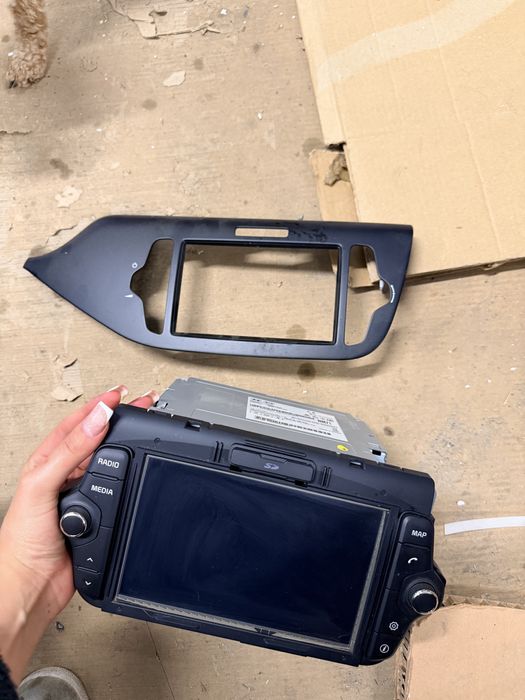Radio  navigacja ramka kia ceed ii 2 lift