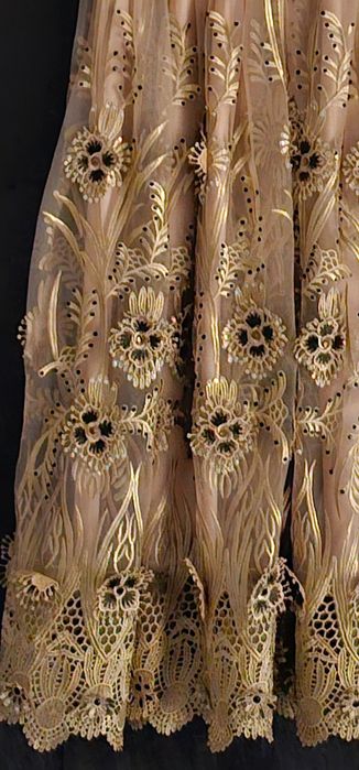 Vestido de cerimónia ,peça única em tons de dourado