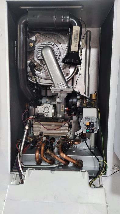 Котел газовый двухконтурный Vaillant (Made in Germany)