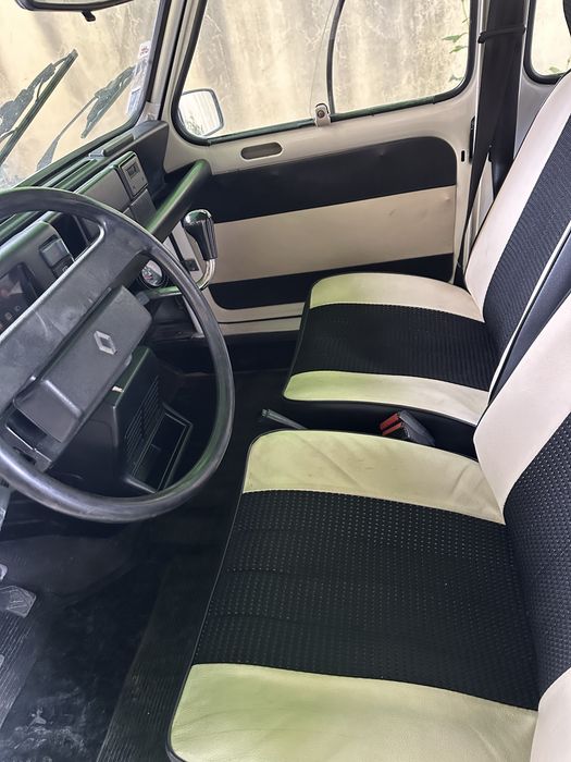 Renault 4 GTL DE 1989 restaurada