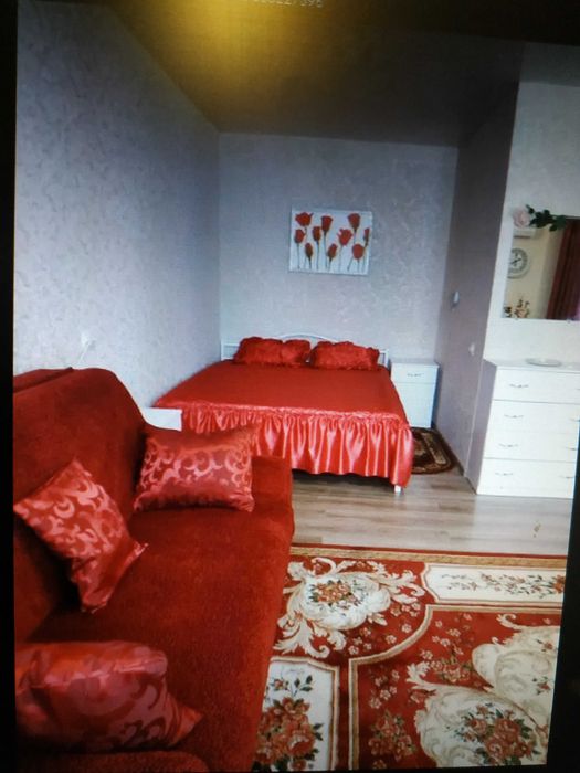 Дніпровський район. Правий берег. 9-та лікарня. Подобово. Погодинно