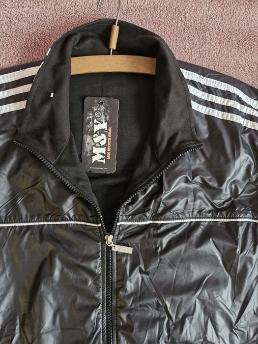 Nowa bluza na zamek