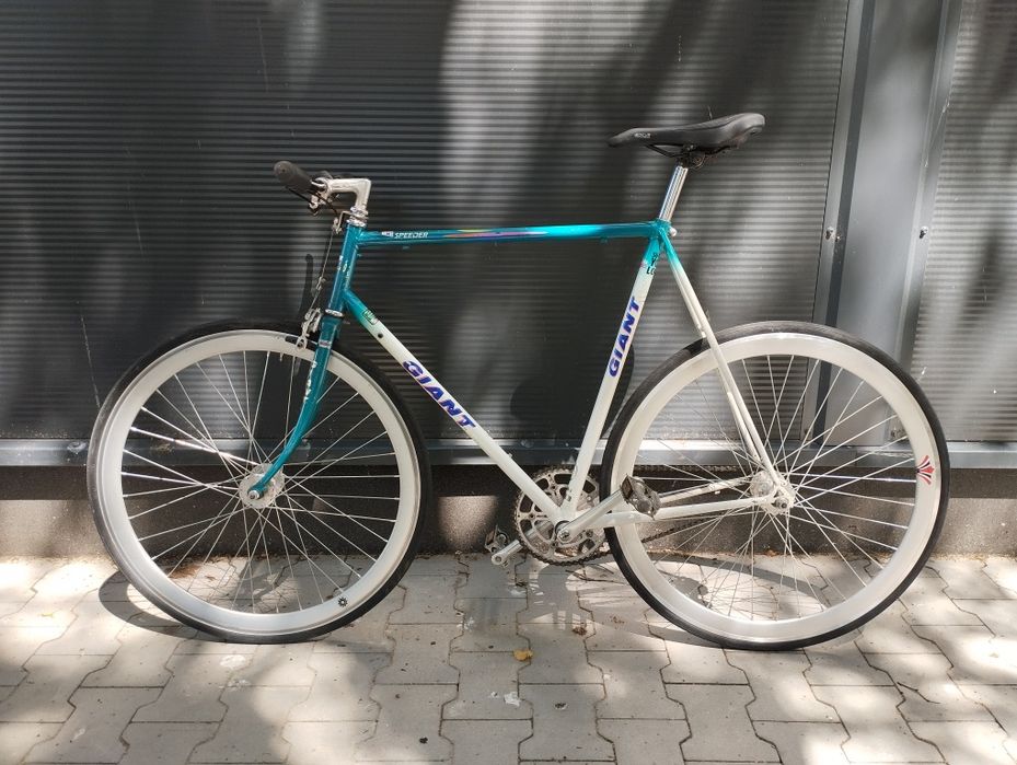 Giant 28 700 single speed ostre koło