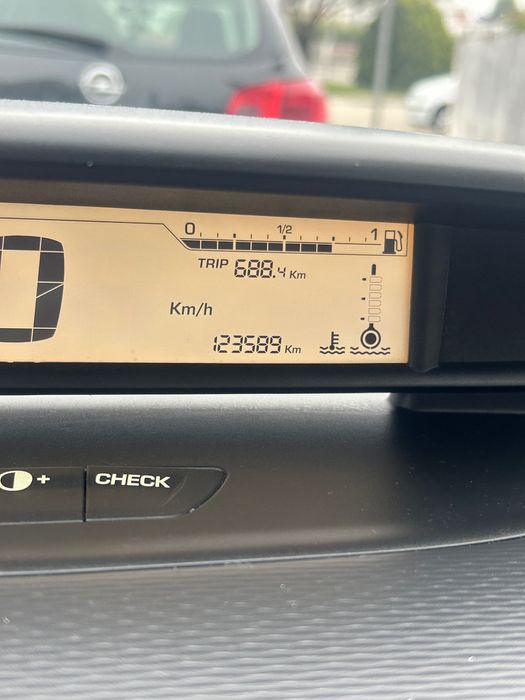 Citroen c4 1.4 2009