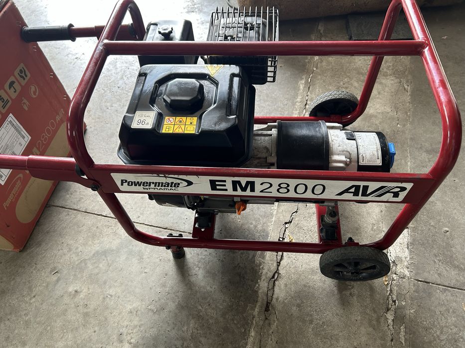 Генератор Pramac Powermate EM 2800 AVR