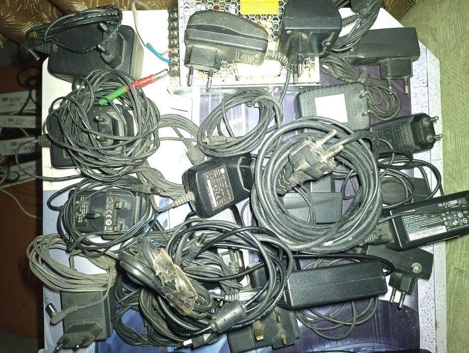 Блоки живлення..