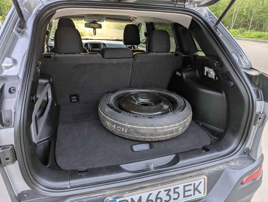 Jeep Cherokee 2015 VIN 1C4PJMAB1FW774766 фото оголошення 8 з 13