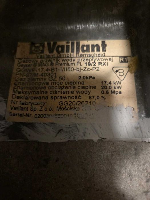 gazowy grzejnik wody - Vaillant - piecyk przepływowy