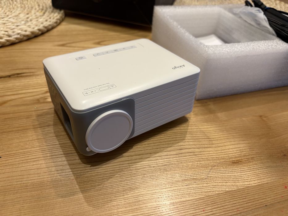 Akiyo mini led projektor hdmi