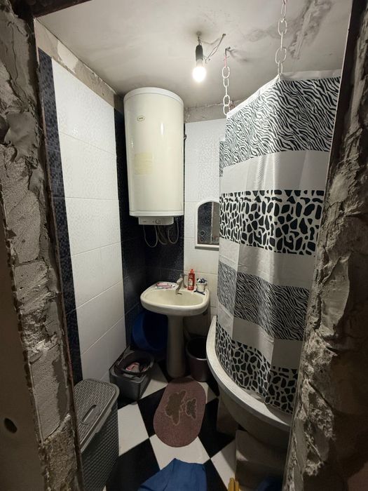 Продам трехкомнатную квартиру