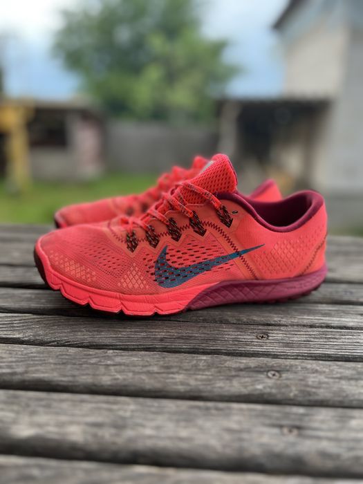 Nike Zoom бігові кросівки розмір 41( 26,5)