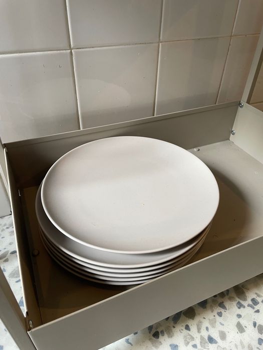 Carrinho+jogo de loiças Ikea