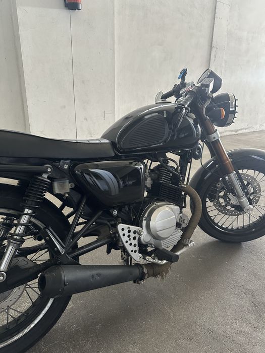 Cafe Racer 125 cc