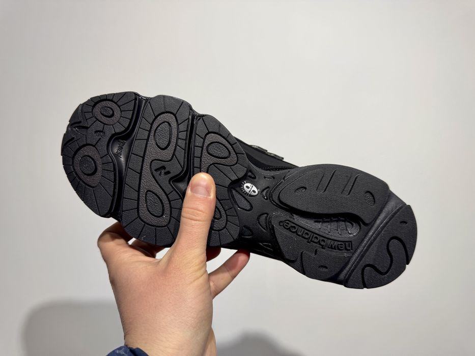 Кросівки чоловічі New Balance 1000 M1000B