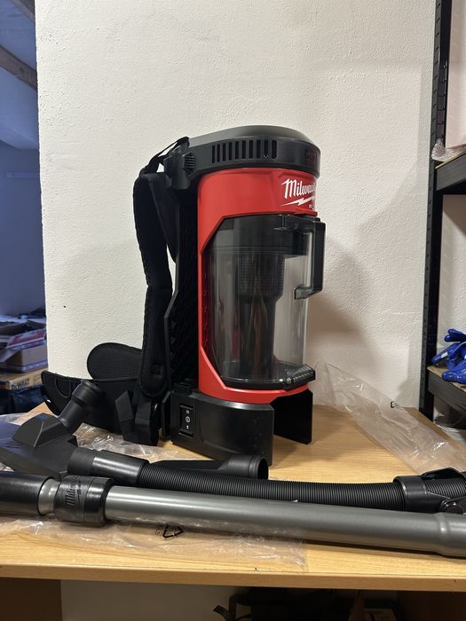 Пилосос Milwaukee 0885‑20 M18 FUEL™ 3‑in‑1 Backpack Vacuum