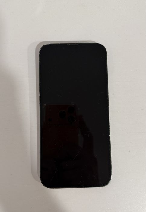 IPhone 13 Apple