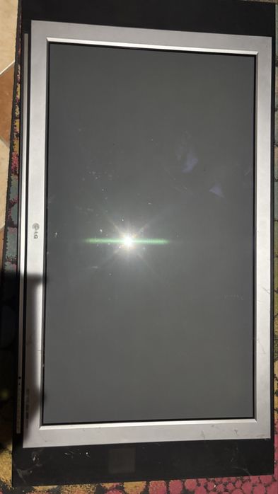 Плазми і LCD телевізори різних марок