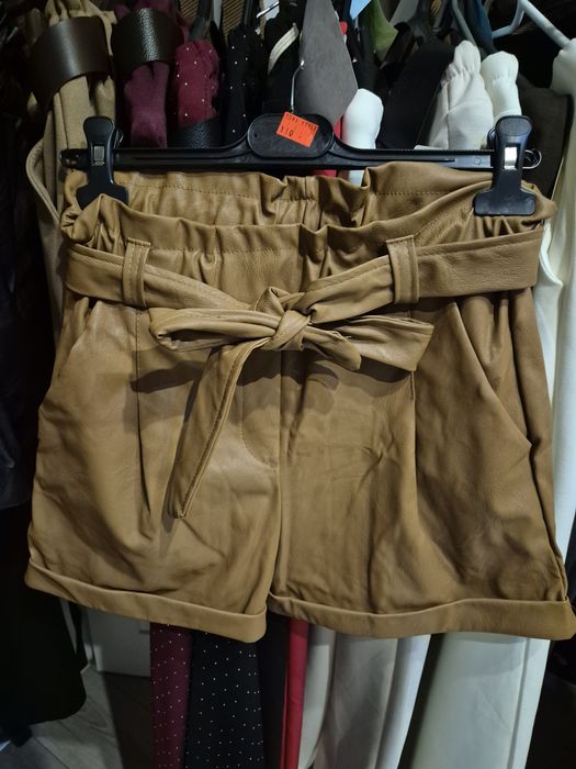 Spodenki czarne i carmel