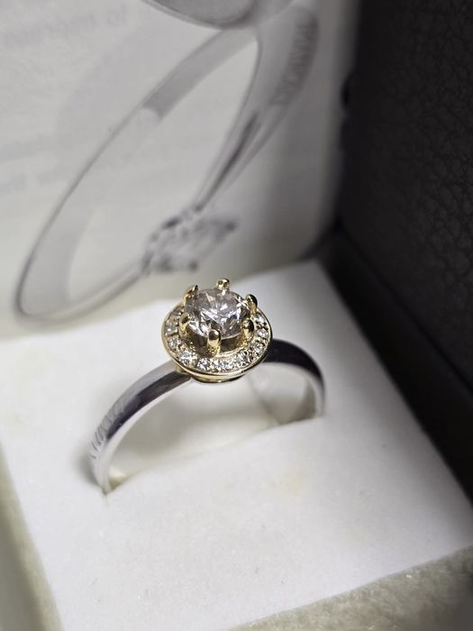 Каблучка Damiani з діамантами