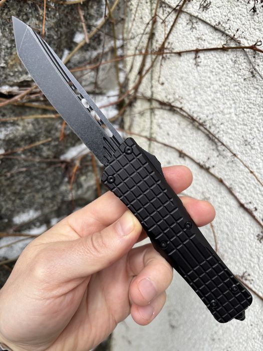 Нож Microtech Combat Troodon Delta Tanto