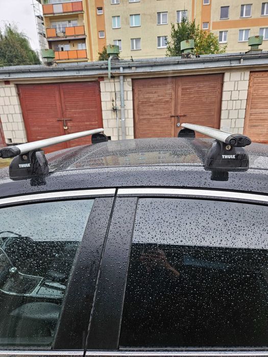 Bagażnik dachowych Thule, uchwyty rowerowe Aguri