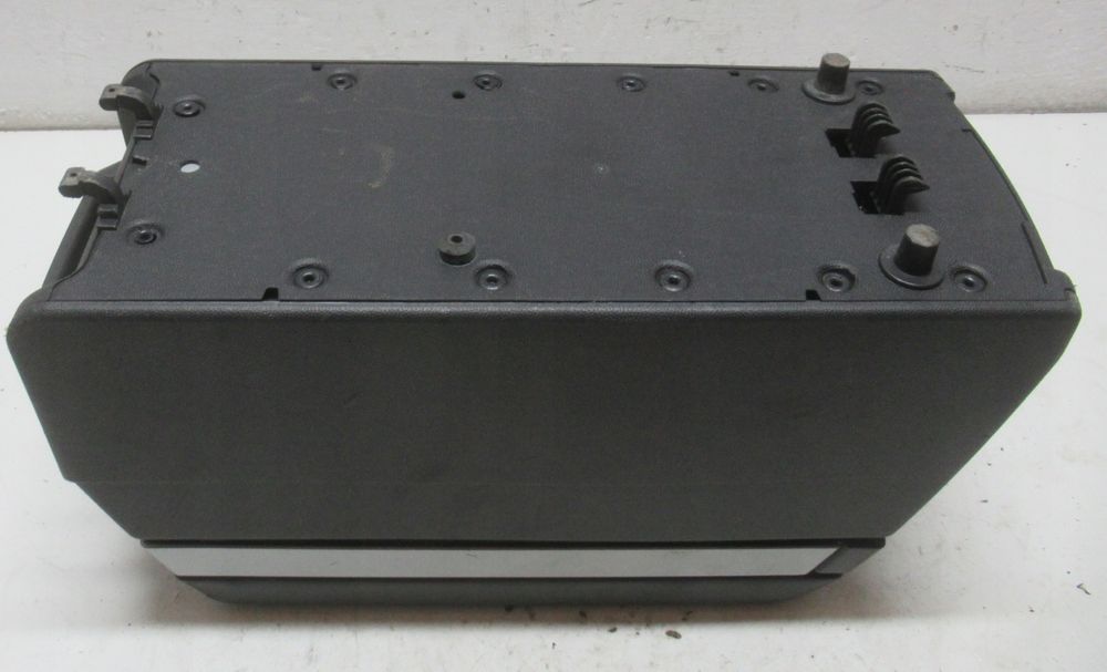 Підлокотник штатний заднього ряду сидінь Опель Меріва А