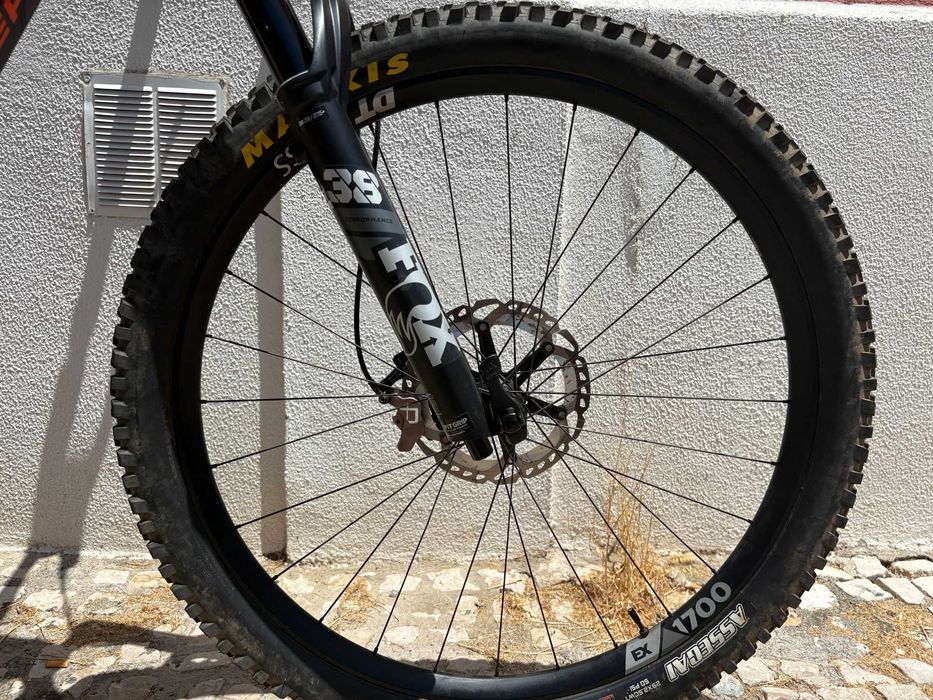 Mondraker Crafty Carbon R | Bosch Motor (92 km) | GX AXS | Fox X2 Kashima |  DT Swiss EX 1700