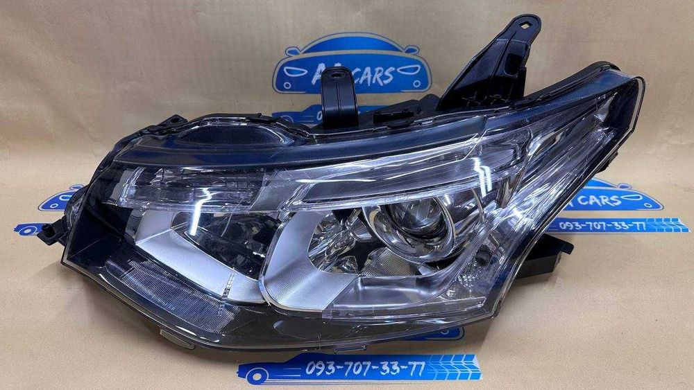 Фары Фари Фара Mitsubishi Outlander III 12-15 Xenon