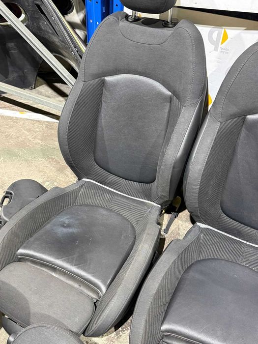 Conjunto bancos em pele mini clubman cooper F54 F55 f56