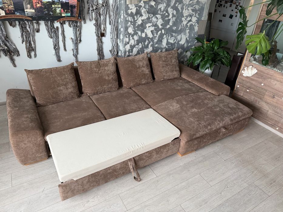 Кутовий розкладний диван(Польща)Стан прекрасний