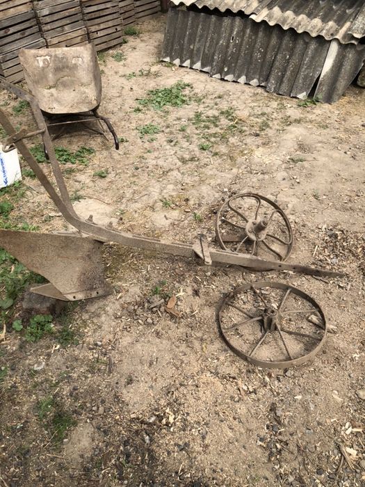 Конный плуг австрийский