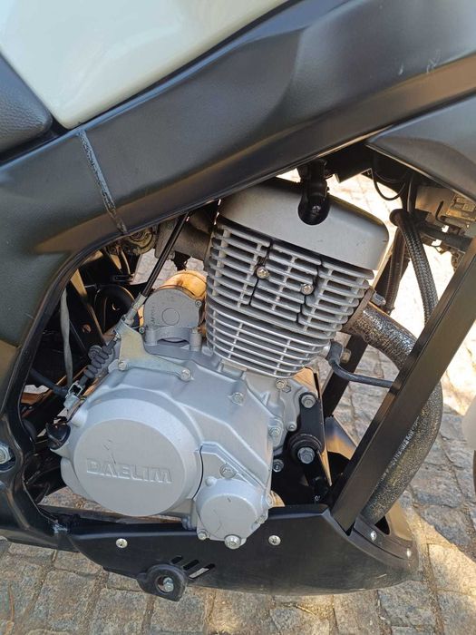 mota 125cc Daelim